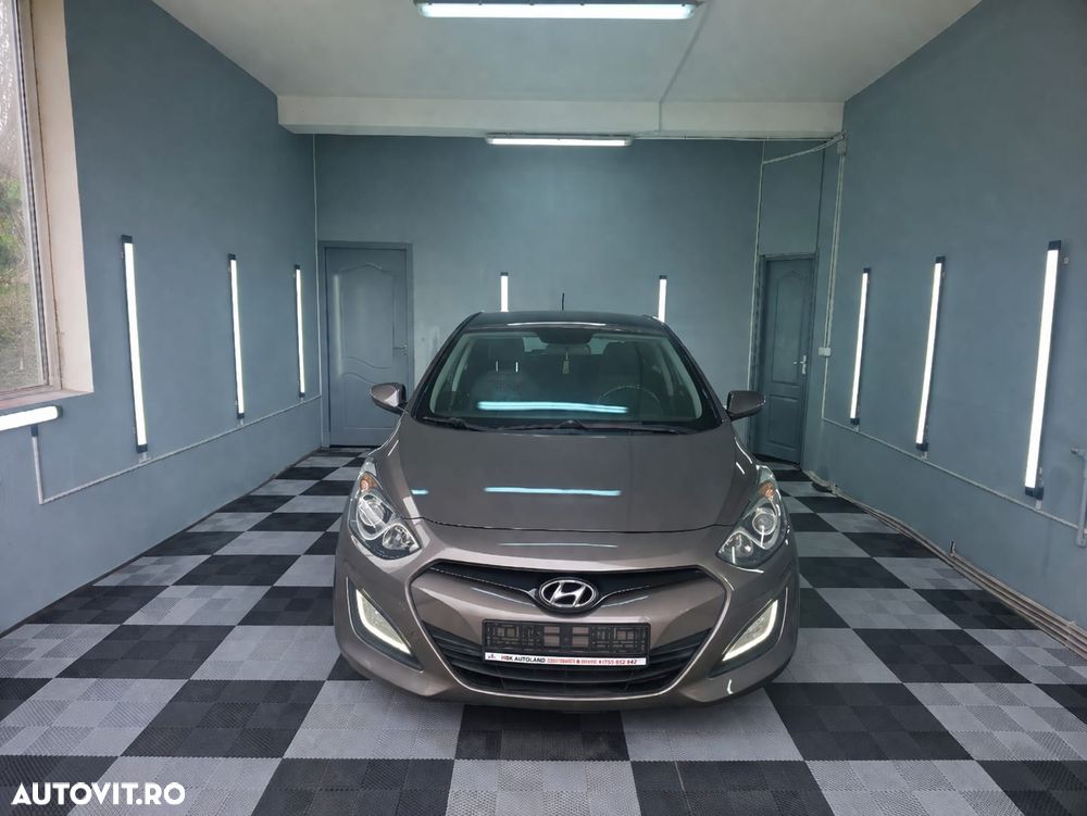 Hyundai i30 1.4 MPi Comfort+ - 10