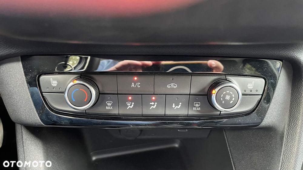 Opel Corsa 1.2 Elegance S&S - 21