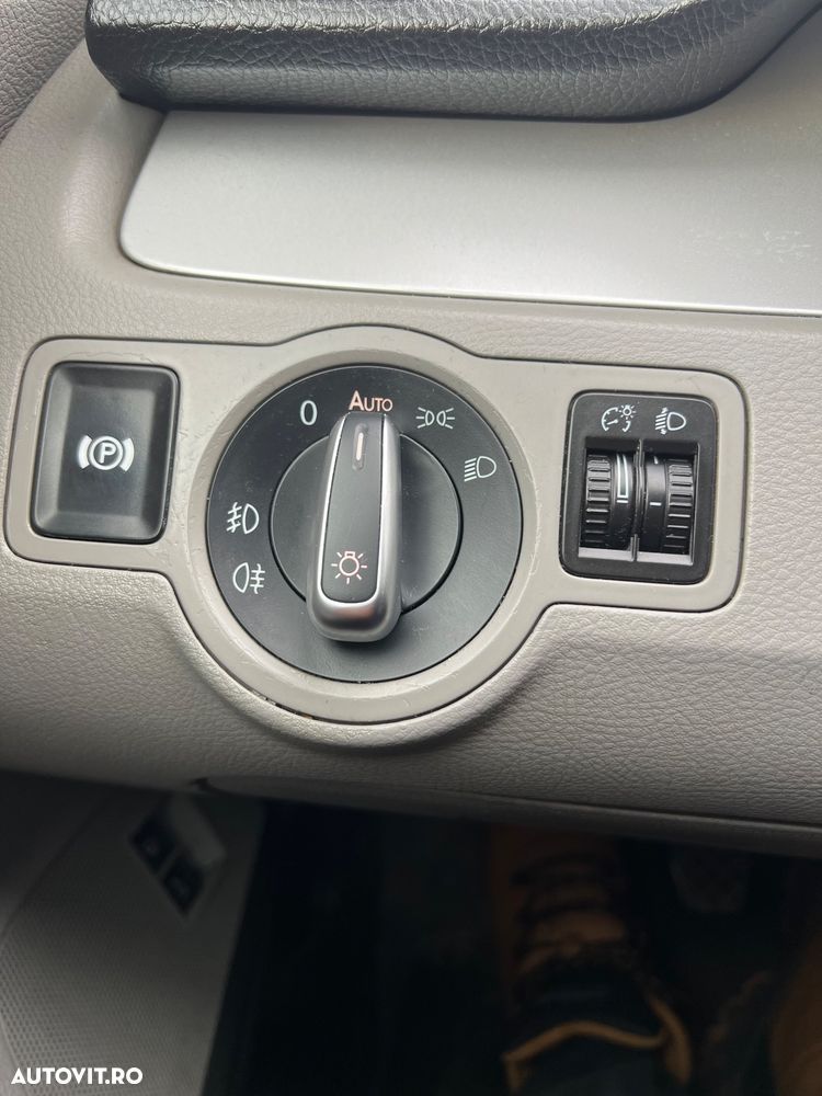 Volkswagen Passat 2.0 TDI Comfortline DPF - 14