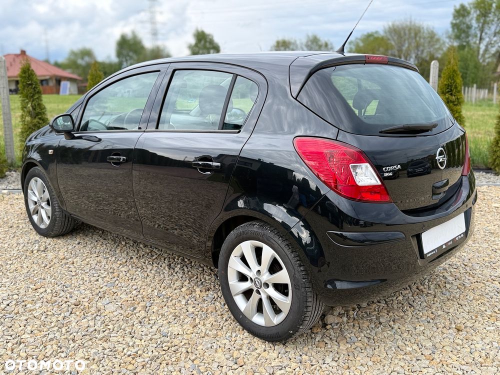 Opel Corsa 1.4 16V EcoFLEX Start-Stop 150 Jahre - 12