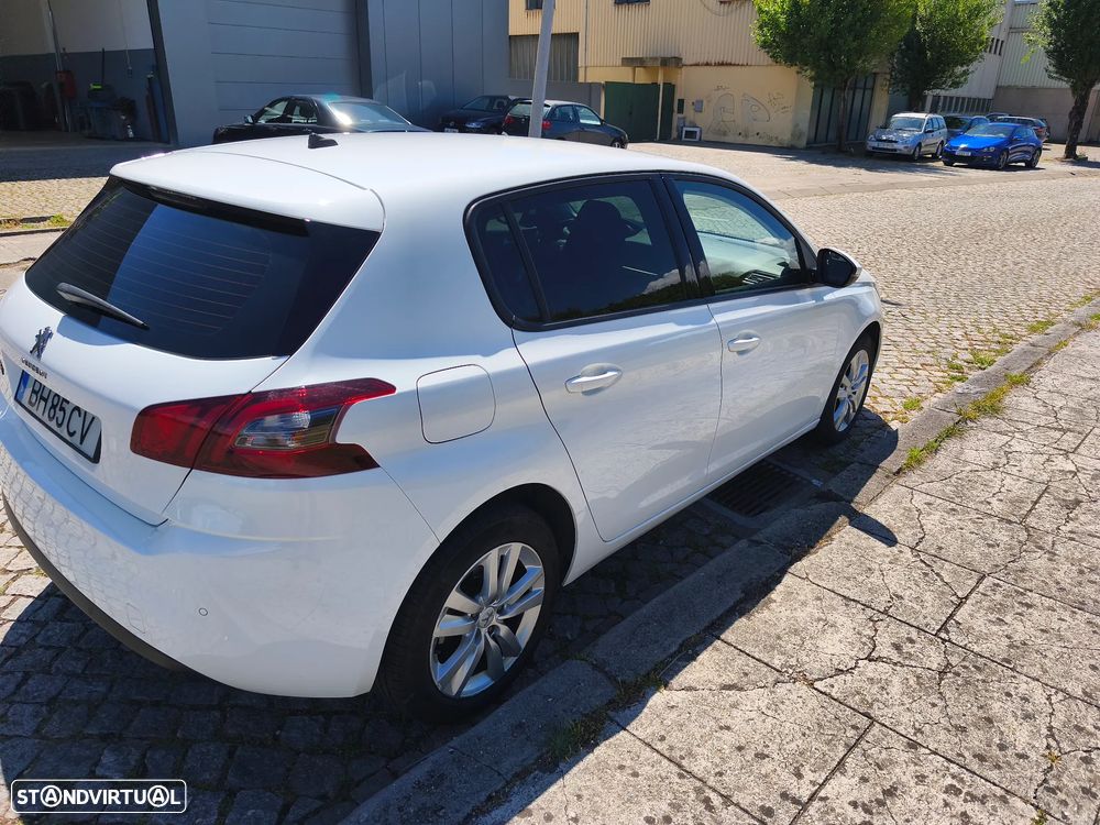 Peugeot 308 - 3
