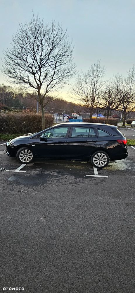 Opel Astra 1.6 CDTI Enjoy - 1