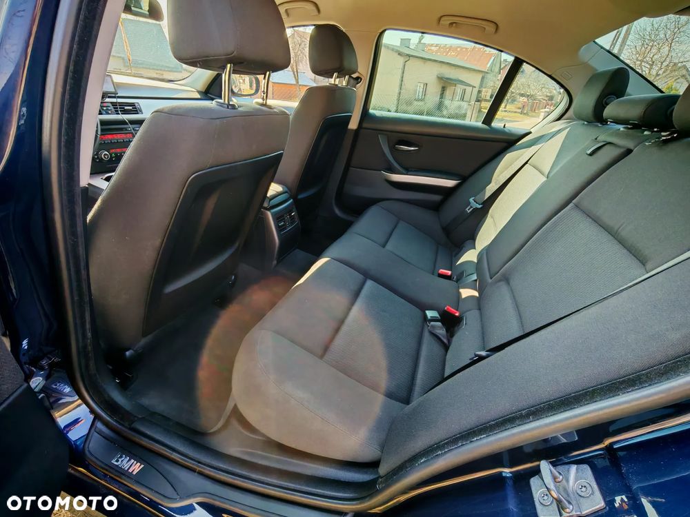 BMW Seria 3 318i Edition Lifestyle - 17