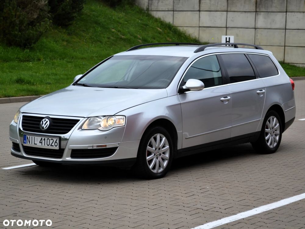 Volkswagen Passat 1.6 TDI DPF BlueMot Comfortline - 1