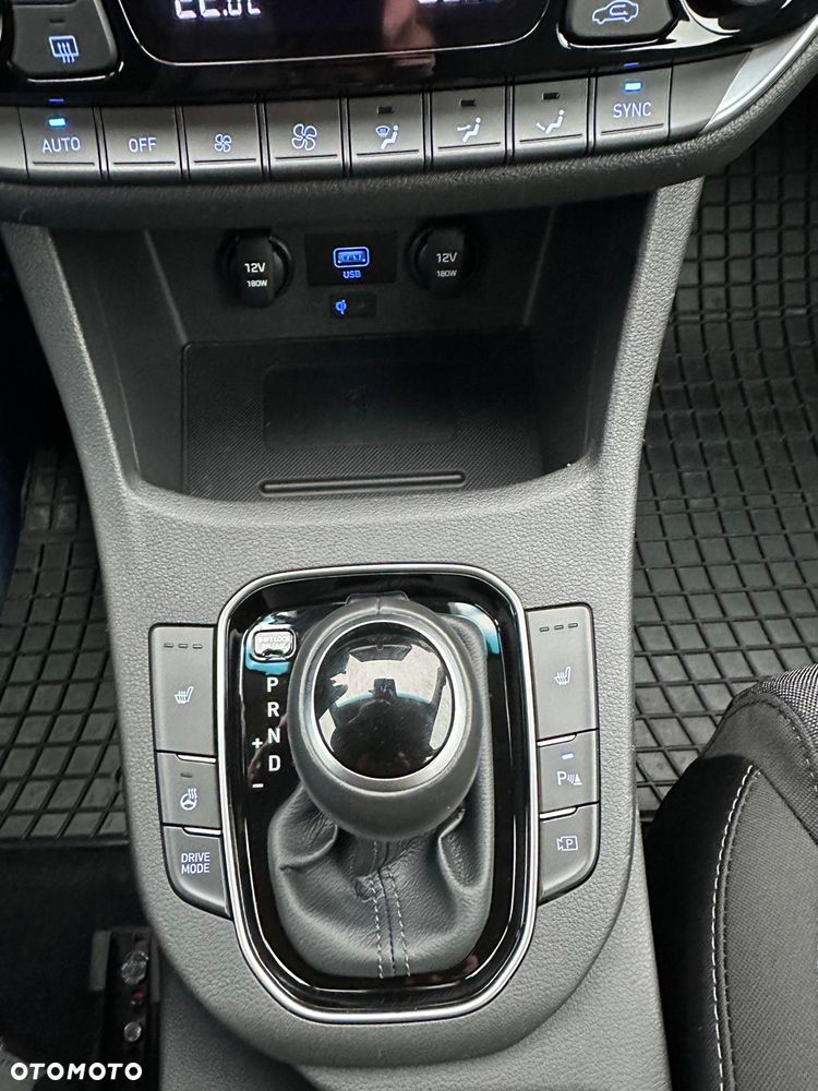 Hyundai i30 1.0 T-GDI DCT Connect & Go - 22