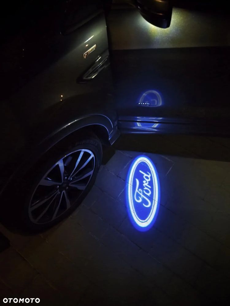 Ford Kuga - 21