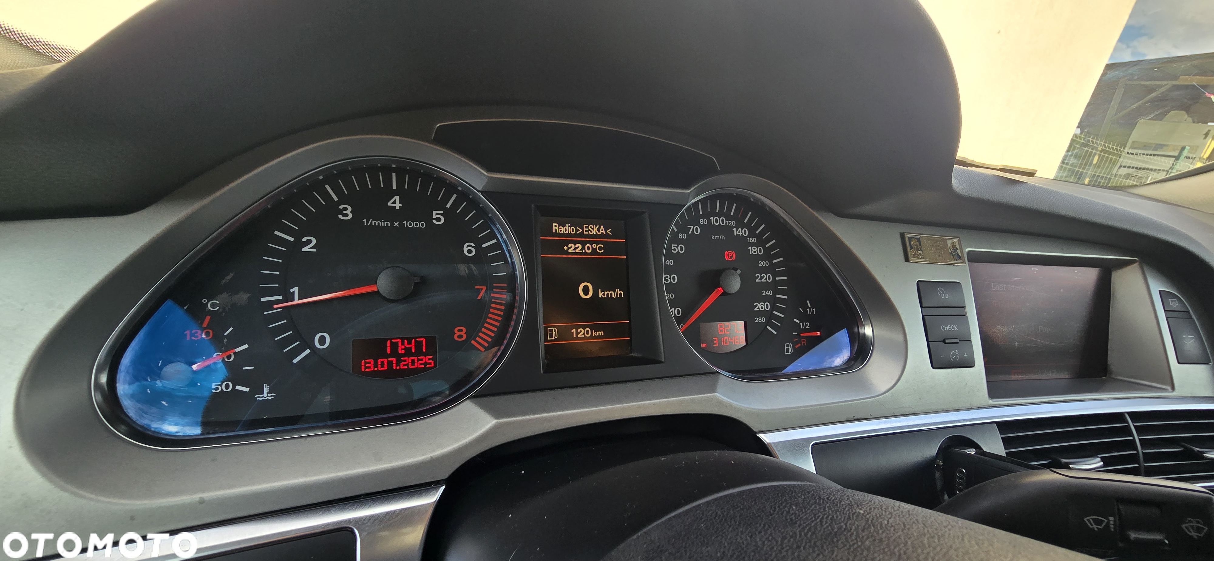 Audi A6 2.0T FSI - 12