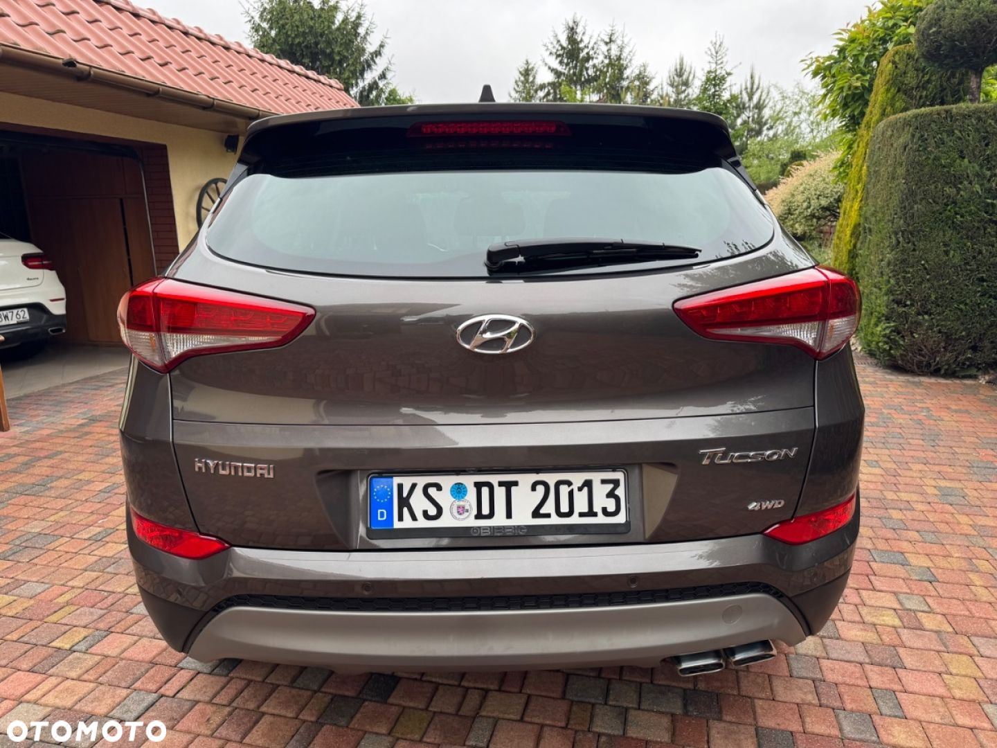 Hyundai Tucson 2.0 CRDi 4WD Automatik Advantage - 11