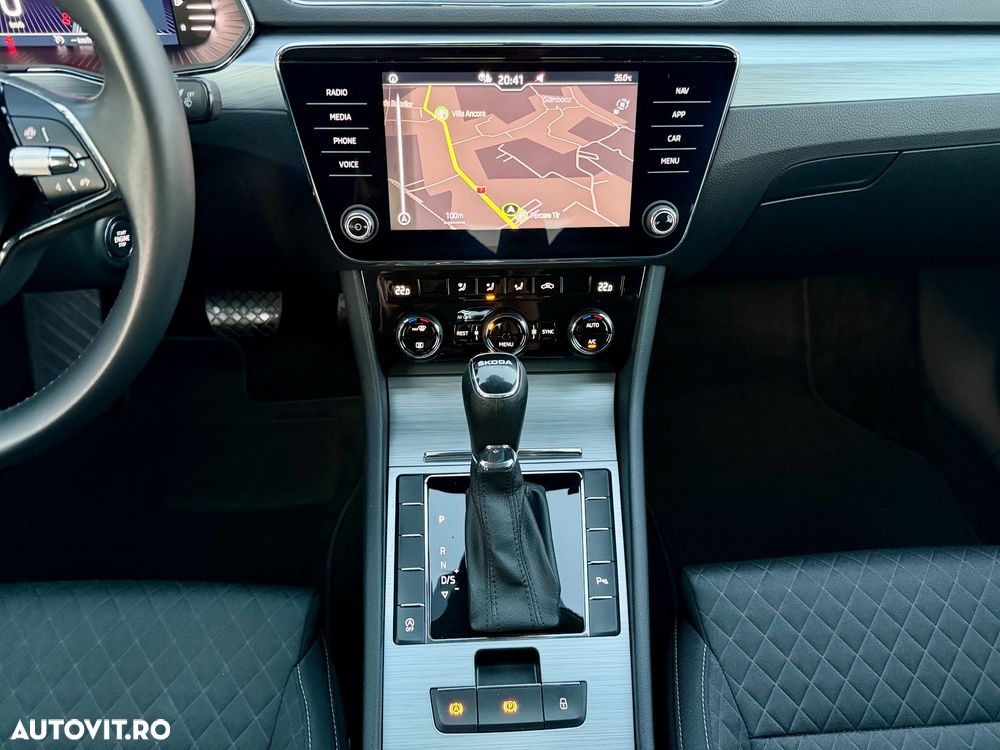 Skoda Superb 2.0 TDI DSG Style - 11