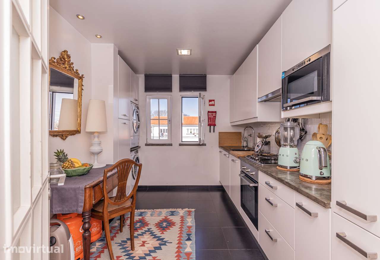 Acolhedor apartamento T3 em Cascais com varanda e AC - Grande imagem: 5/14
