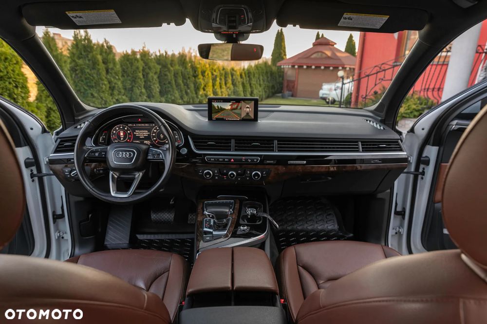 Audi Q7 - 21