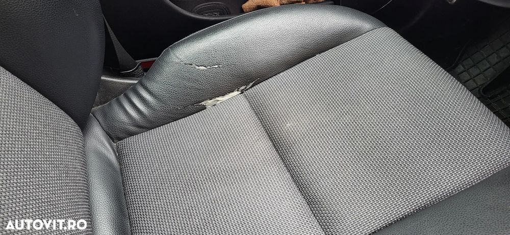 Mercedes-Benz C 220 CDI Avantgarde Edition - 24