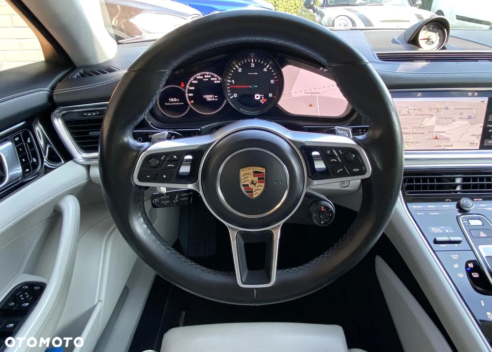 Porsche Panamera 4S Diesel - 29