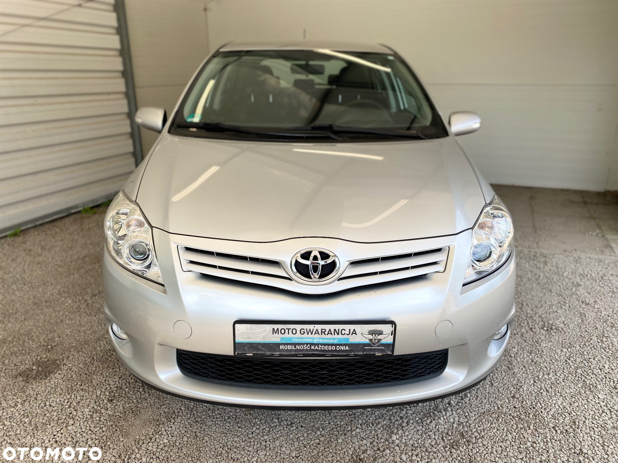 Toyota Auris 1.6 Luna - 2
