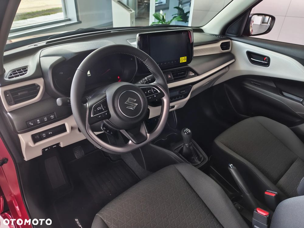 Suzuki Swift - 12