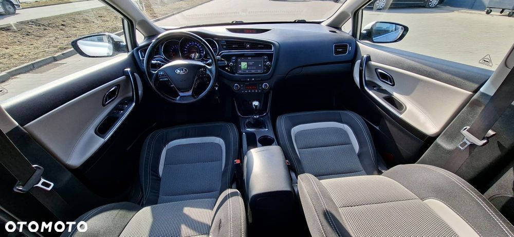 Kia Ceed 1.6 CRDi L - 10