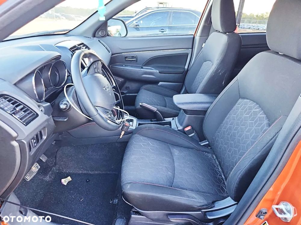Mitsubishi ASX - 7
