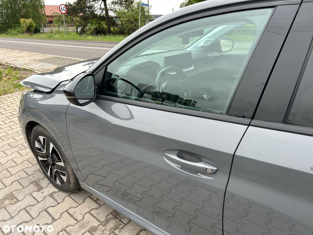 Peugeot 208 - 27