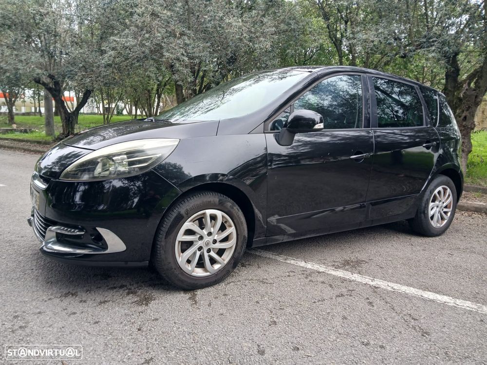 Renault Scénic 1.5 dCi Bose Edtion SS - 2