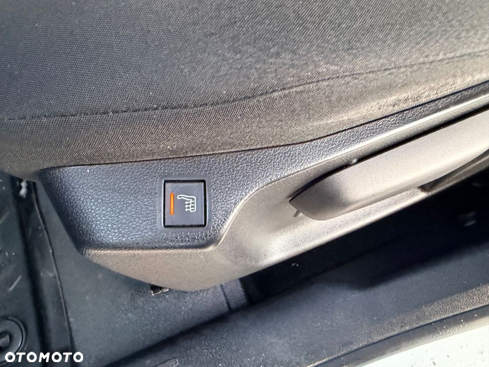 Peugeot Partner  21r 130 HK Niski przebieg 1wł ASO 5 dzwi Euro6.2/ford/opel/citroen - 19