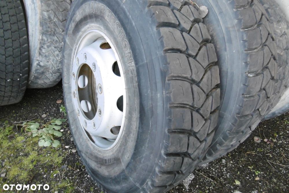 Opony Koła 13R22,5  budowlane - 1