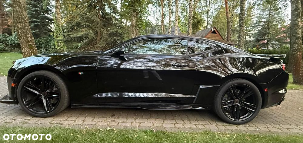 Chevrolet Camaro Coupe Touring 6.2 V8 - 3