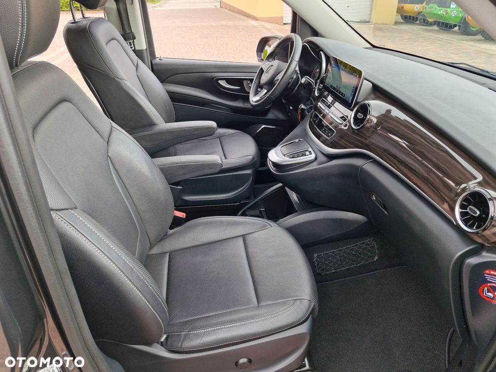 Mercedes-Benz Klasa V 300 d 4-Matic Avantgarde 9G-Tronic (d³ugi) - 33
