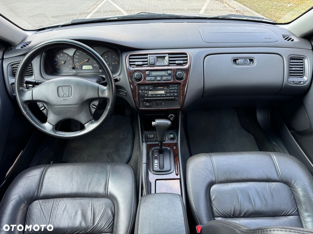 Honda Accord - 19