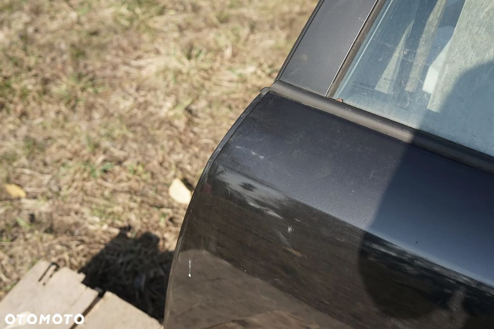 Drzwi tył tylne lewe Renault Megane III Kombi NV676 - 2