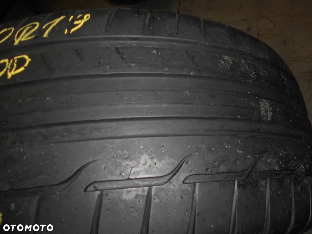 OPONA POJEDYNKA 235/40R19 DUNLOP SPORT MAXX RT DOT 4318 7.7MM - 2