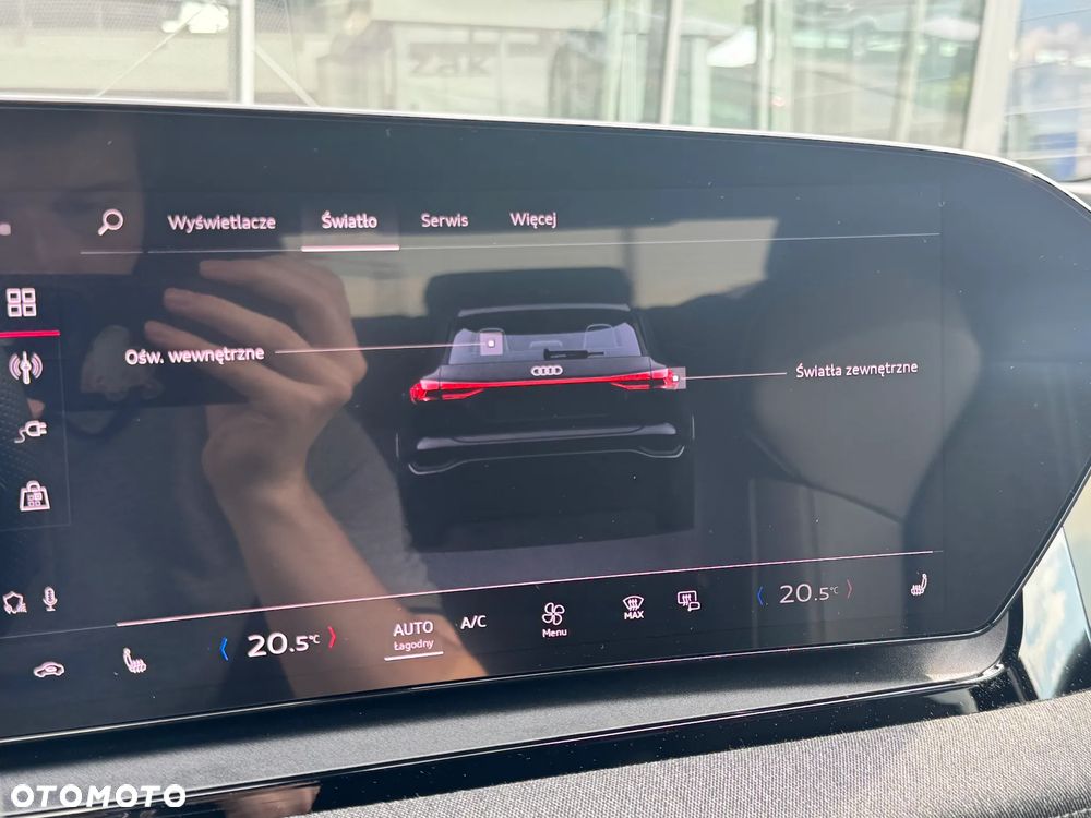 Audi Q6 e-tron - 22