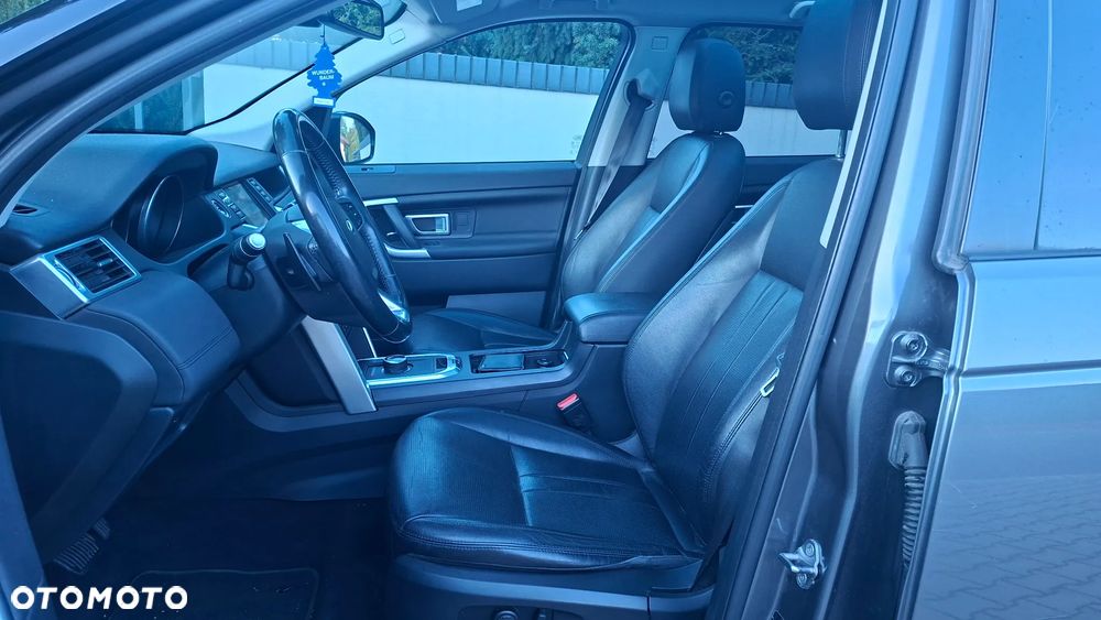 Land Rover Discovery Sport 2.0 TD4 HSE Luxury - 12