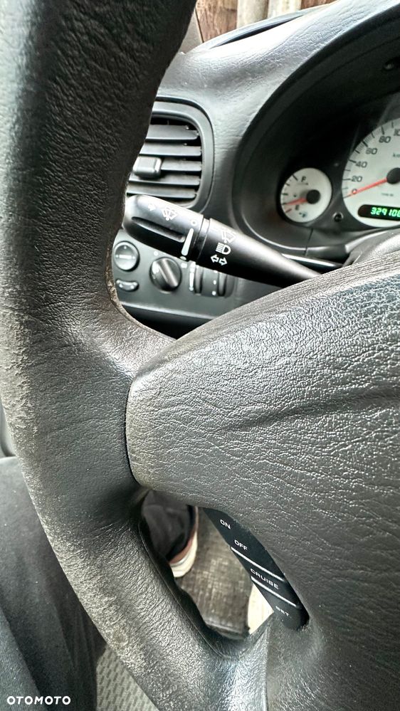 Chrysler Grand Voyager 3.3 Automatik Comfort - 33