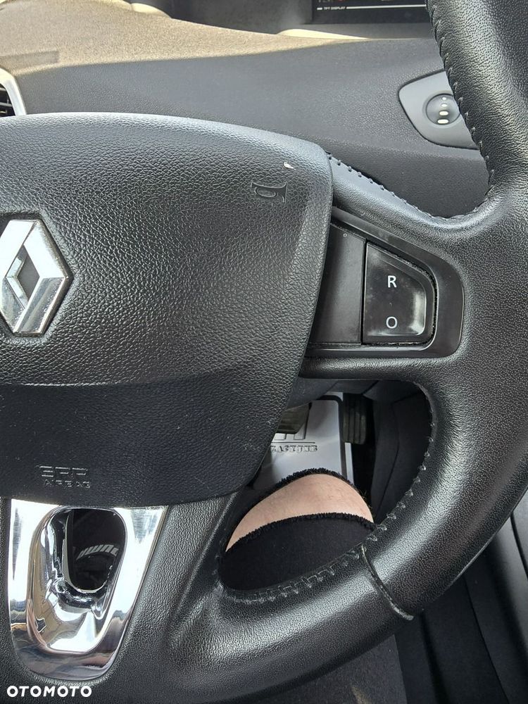 Renault Grand Scenic - 39