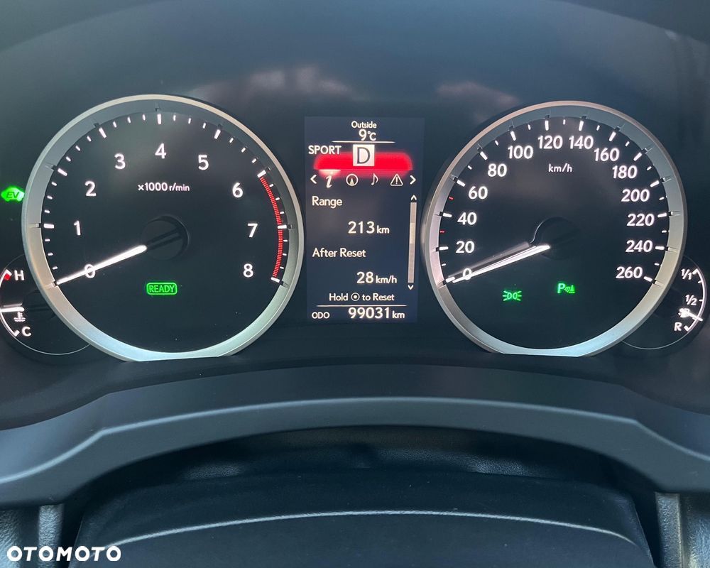 Lexus IS 300h Business - 26
