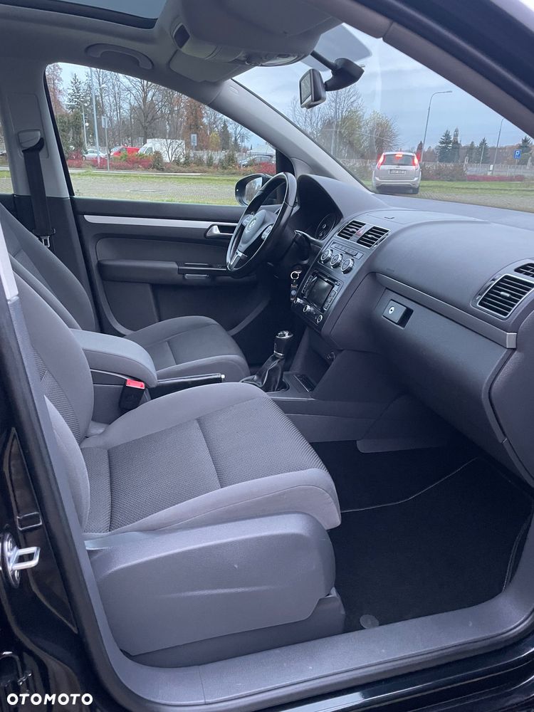 Volkswagen Touran 1.6 TDI DPF BlueMot Trendline - 15
