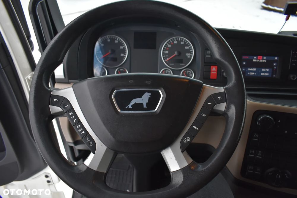 MAN 18 460 Low Deck - 26