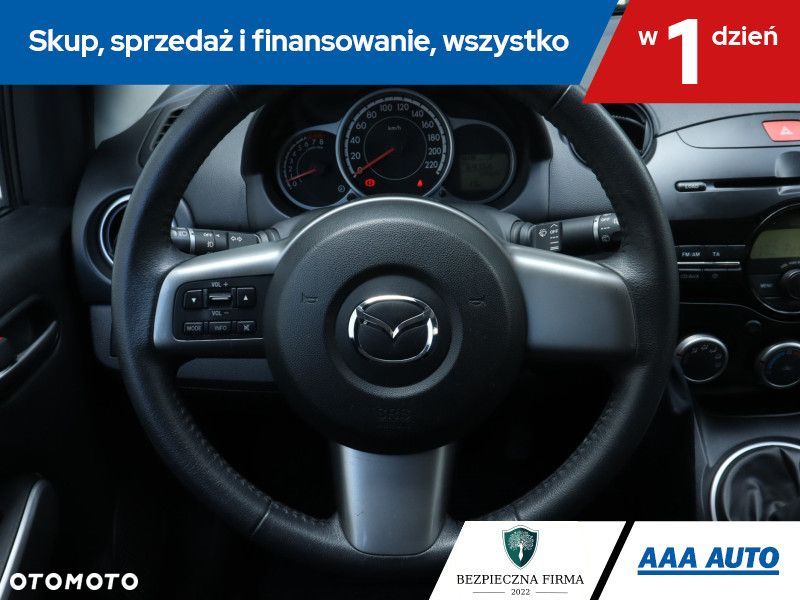 Mazda 2 - 18