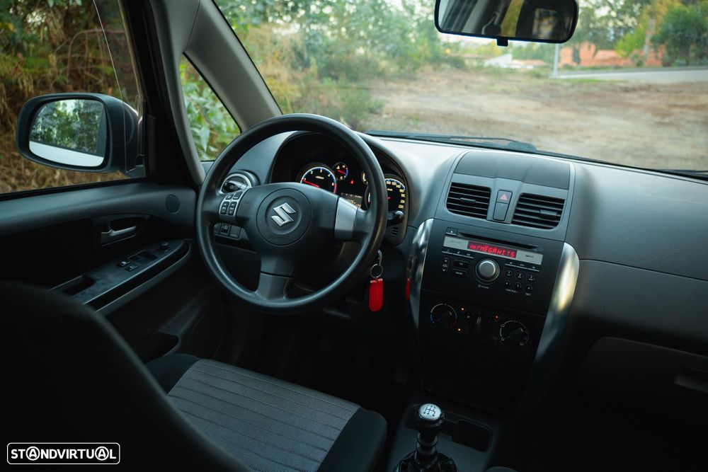 Suzuki SX4 1.6 DDiS GLA Outdoor Line - 19