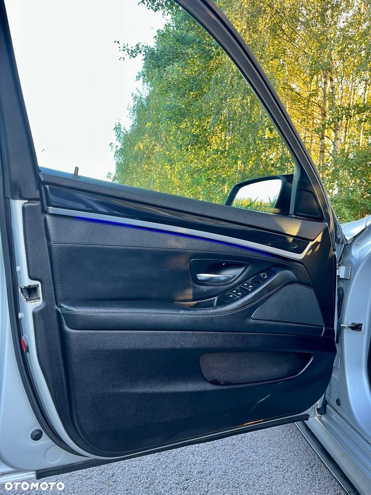 BMW Seria 5 - 12