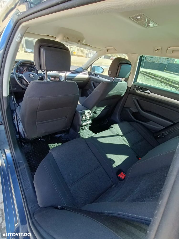 Volkswagen Passat 2.0 TDI DSG Comfortline - 6