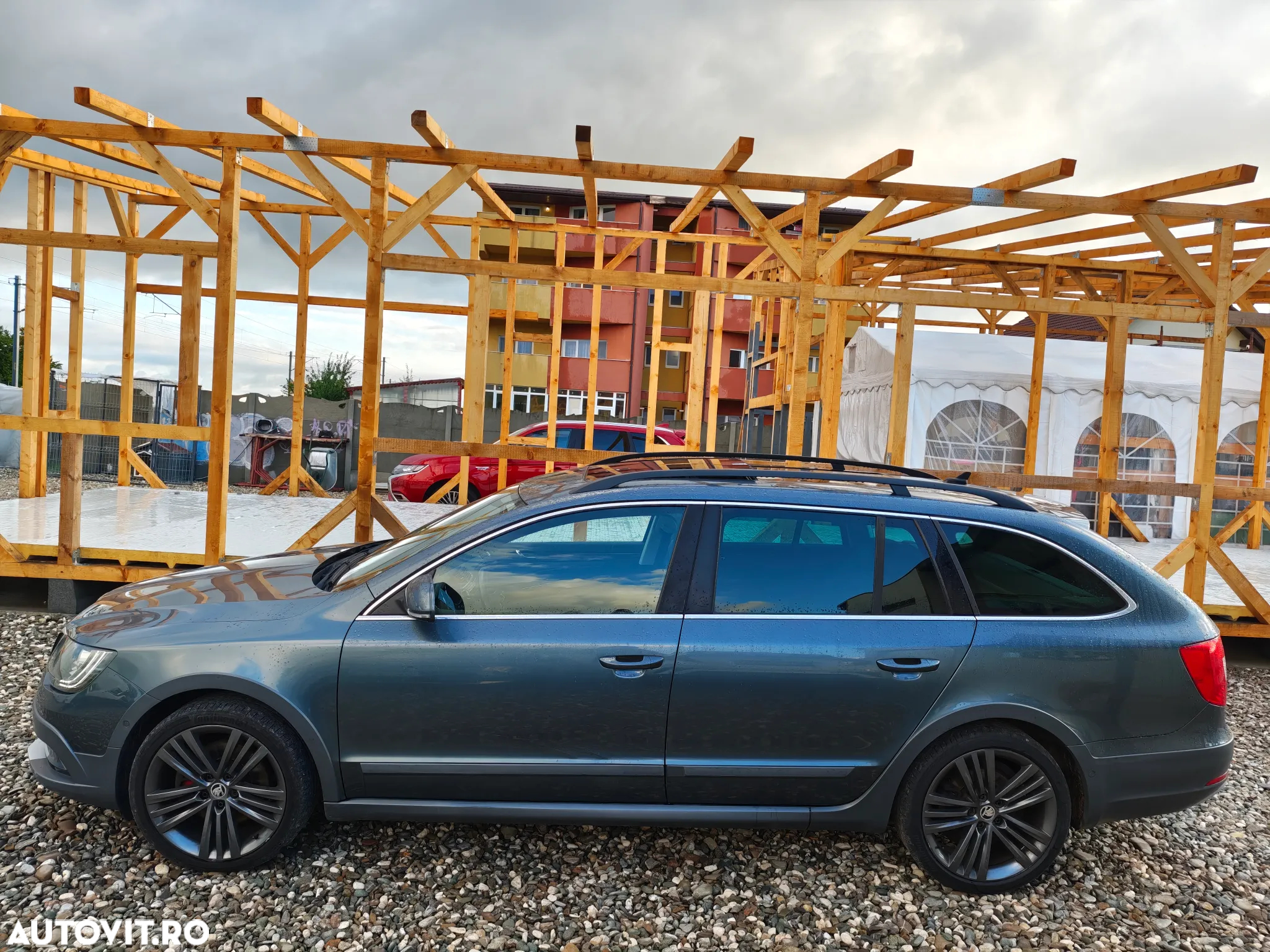 Skoda Superb 2.0 TDI Green tec 4x4 DSG Elegance - 10