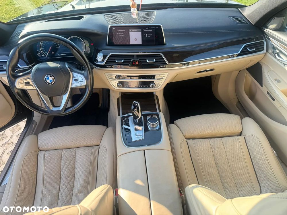 BMW Seria 7 730d xDrive - 6
