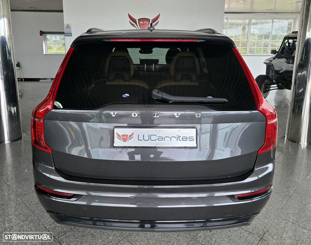 Volvo XC 90 T8 AWD Ultra Black Edition - 4