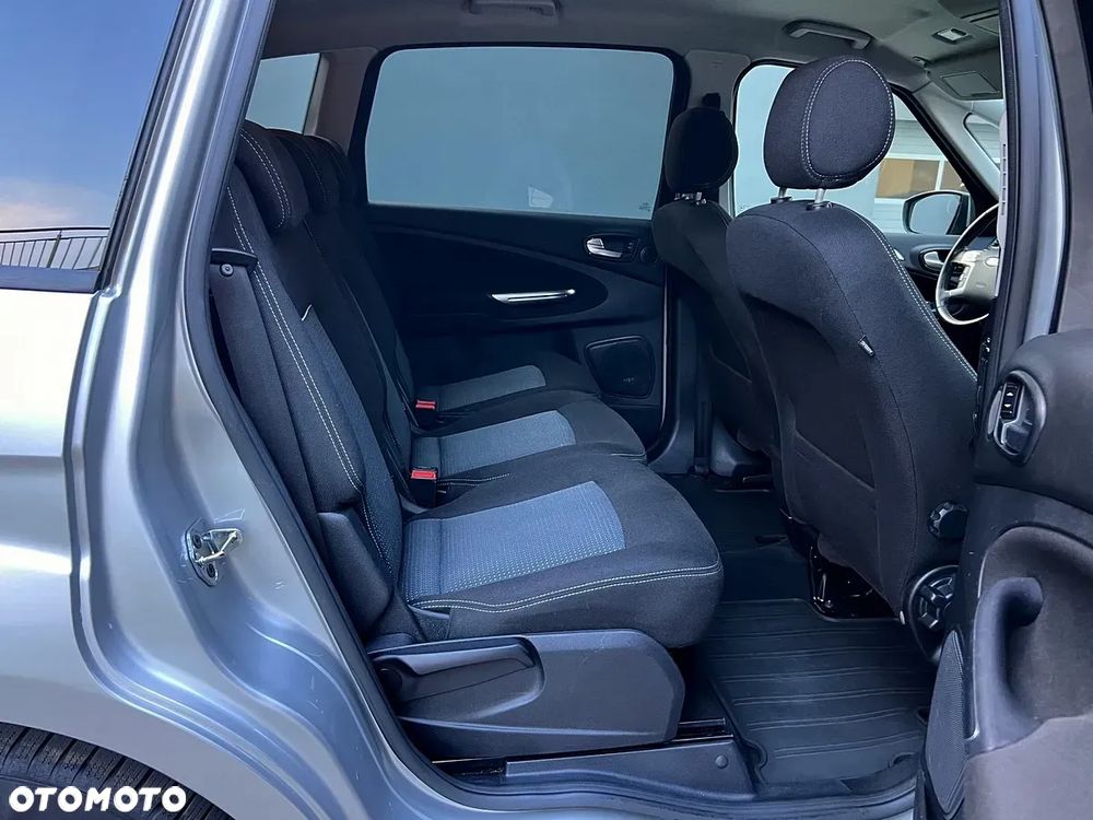 Ford S-Max 2.0 TDCi DPF Ambiente - 11