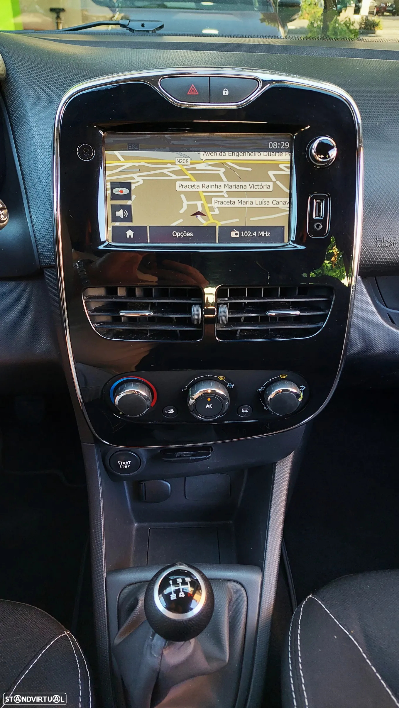 Renault Clio 1.5 dCi Dynamique S - 11