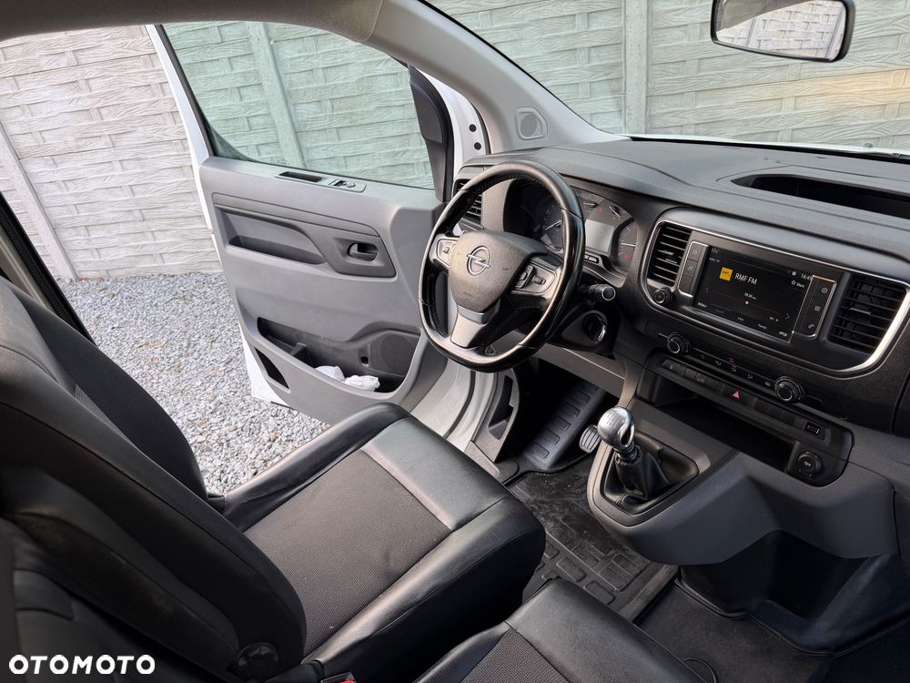 Opel Vivaro Long - 22