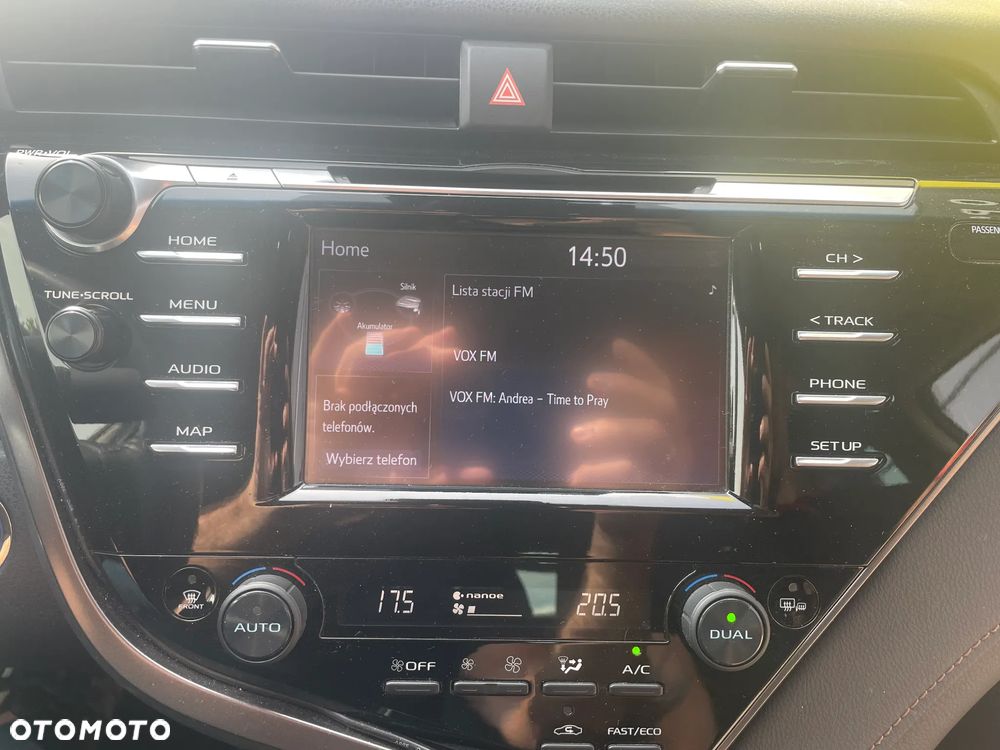 Toyota Camry 2.5 Hybrid Comfort CVT - 6