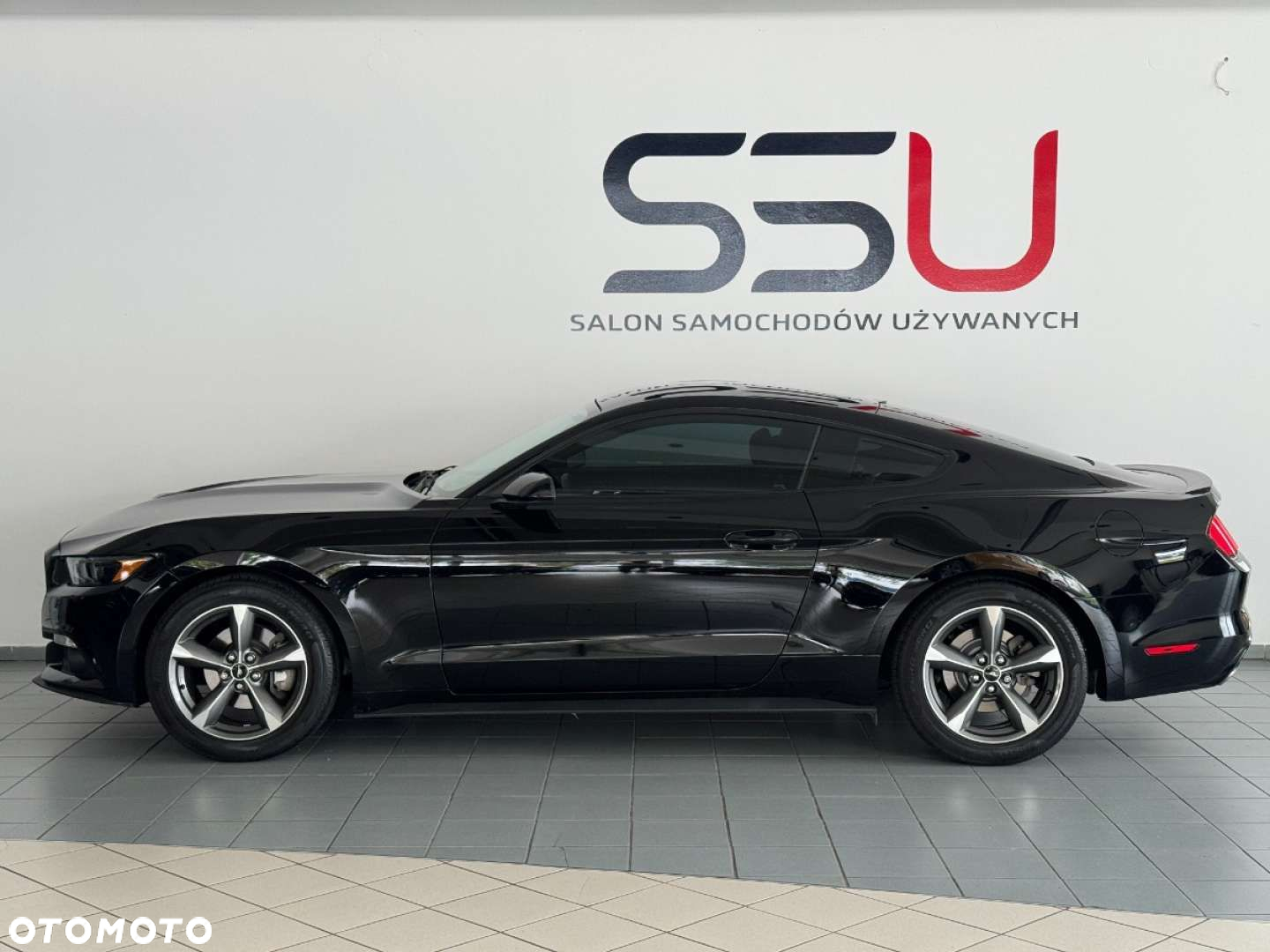 Ford Mustang - 16