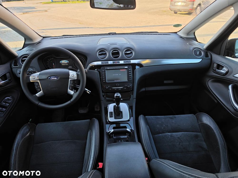 Ford S-Max - 15